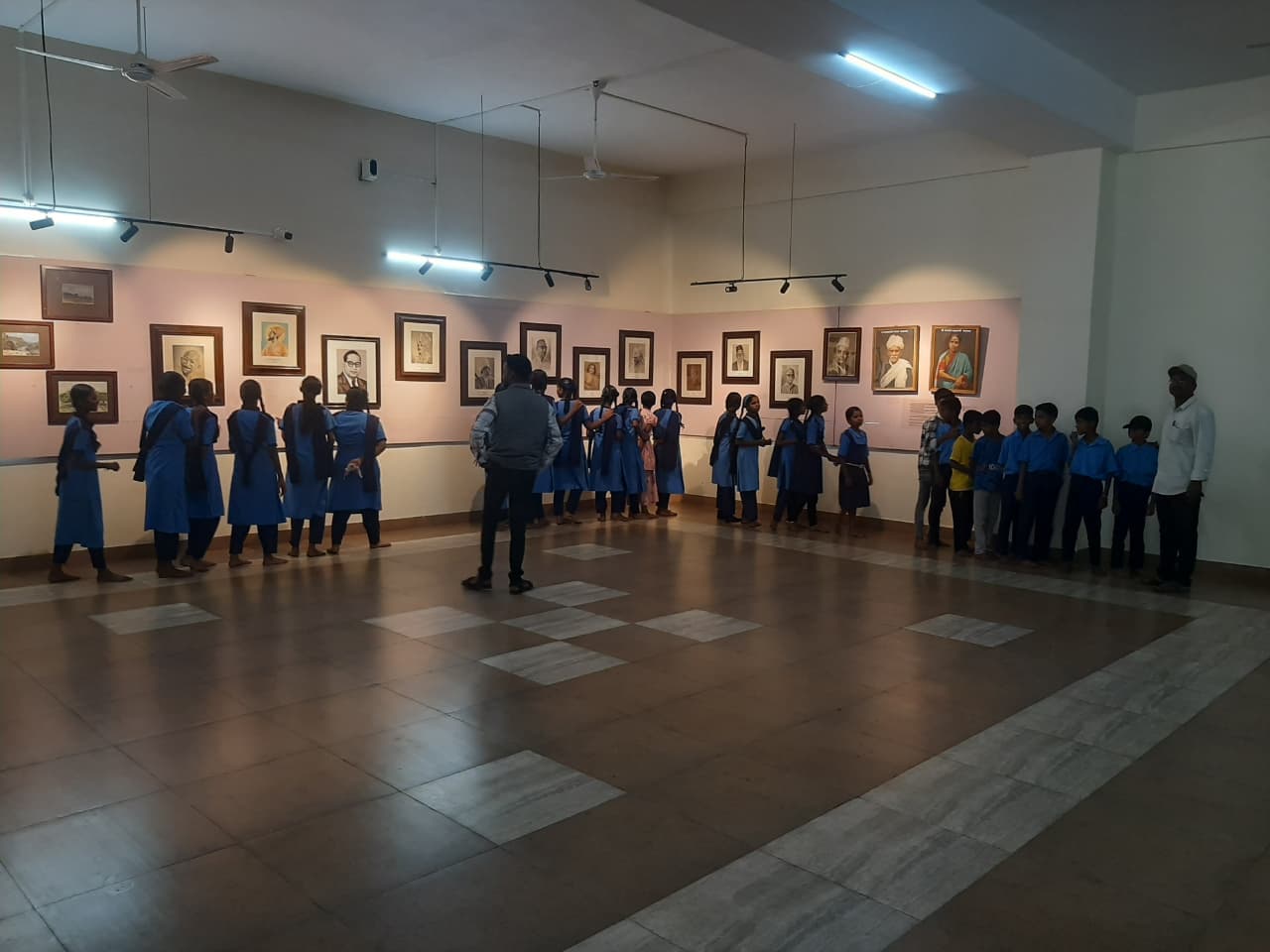 Art Gallery Tour